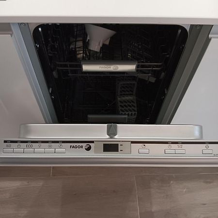 מדריד Puerta De Hierro Apartments מראה חיצוני תמונה
